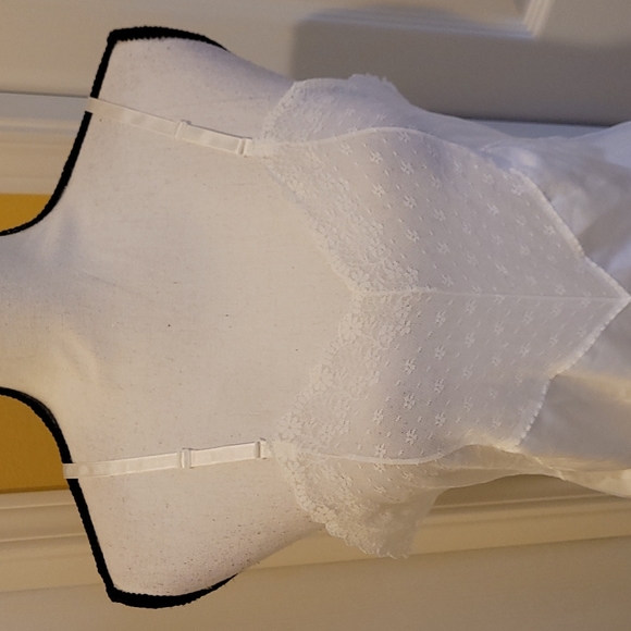 ASHLEY TAYLOR WHITE LACE CAMI TOP, SIZE L - Picture 3 of 12